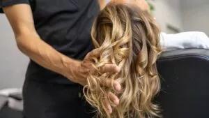 El lujoso salón donde asesinaron al estilista Micky Hair