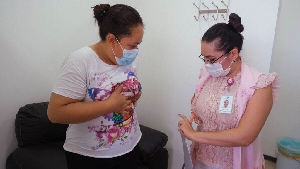 UNAM advierte por cáncer de mama a mujeres jóvenes