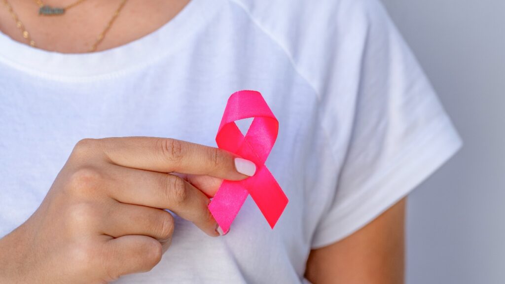 Presentan el Modelo de Atención Universal de Cáncer de Mama: ¿qué es y en qué consiste?