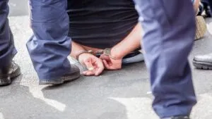 Intento de secuestro de menor en Iztapalapa queda grabado en video