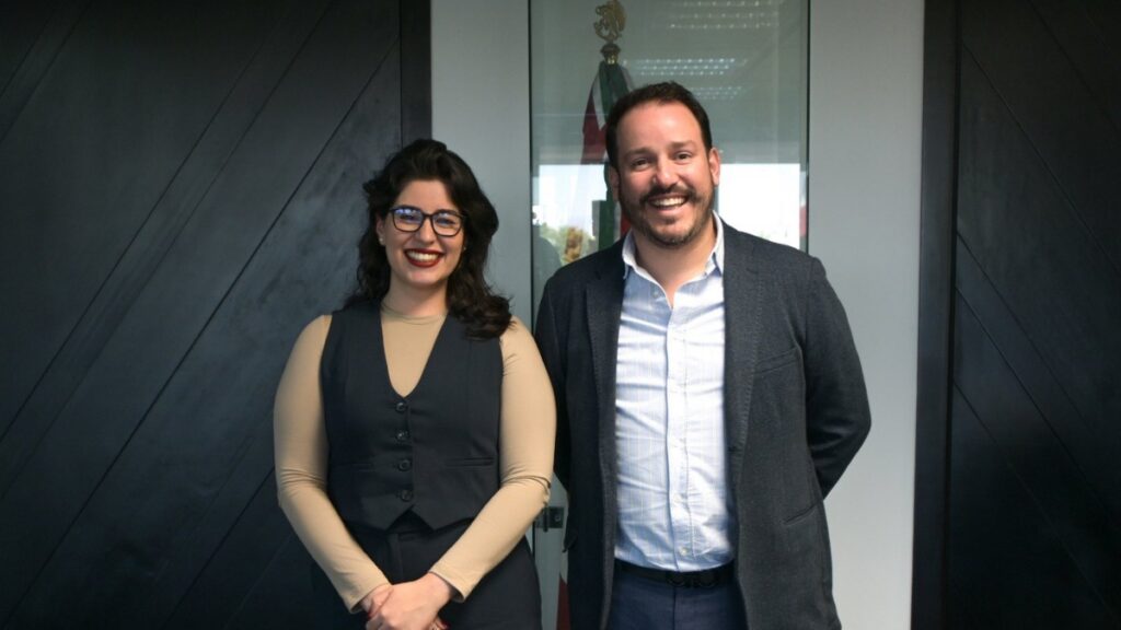 Renuncia secretario de Economía de Sinaloa tras desaparición de joven en su bar