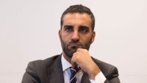 Simón Levy: de operador político a crítico de la 4T