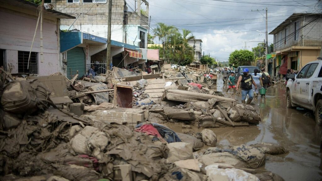 sube-a-72-el-numero-de-muertos-por-lluvias-en-cinco-estados