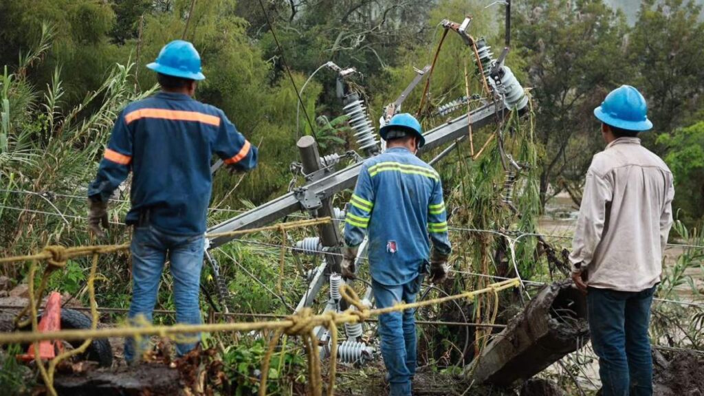 Suman 37 muertos por intensas lluvias en Hidalgo, Puebla, Veracruz y Querétaro