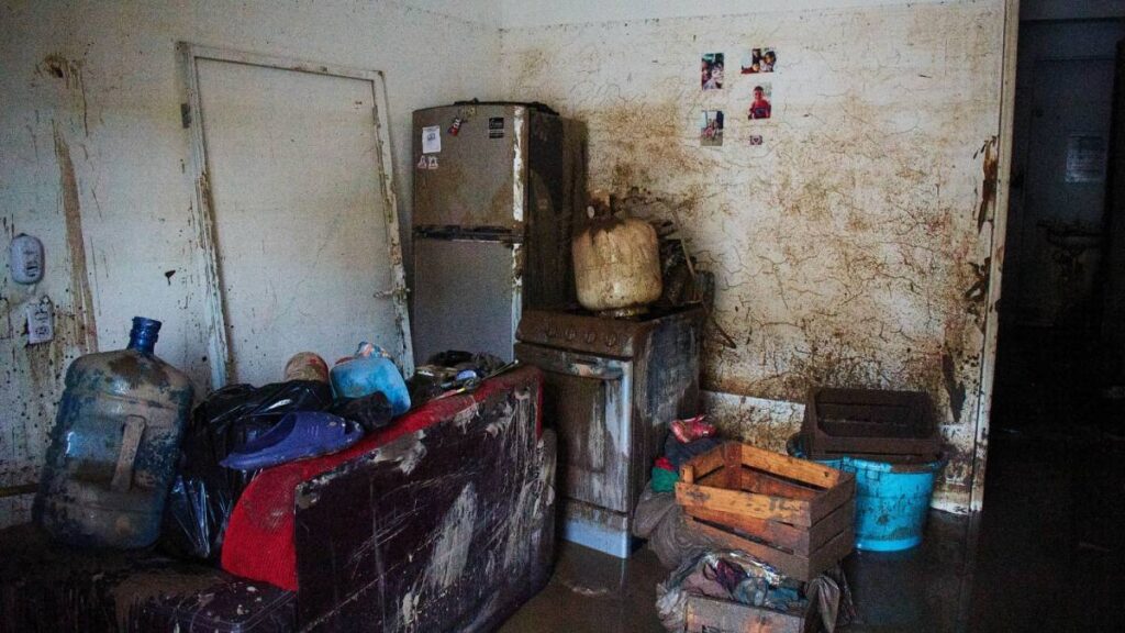 Las recientes inundaciones en Poza Rica, Veracruz, provocan una ola de indignación por la falta de previsión y la presunta negligencia de las autoridades locales.