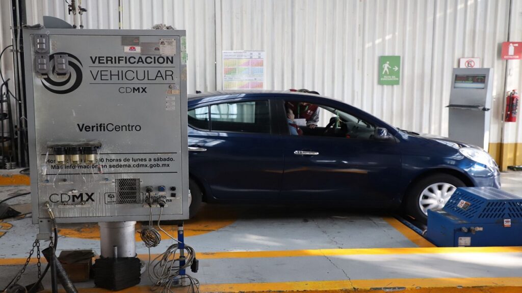 verificentros-de-cdmx-tendran-horario-especial-por-dia-de-muertos