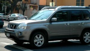 Cómo obtener descuento en la multa por usar vidrios polarizados en La Paz