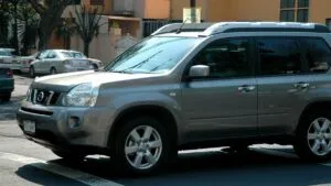 Cómo obtener descuento en la multa por usar vidrios polarizados en La Paz