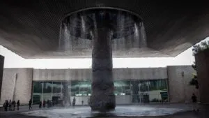 No solo el Louvre; el robo del Museo Nacional de Antropología y otros hurtos que sacudieron al mundo