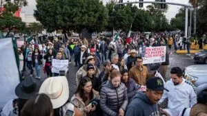 Marcha, violencia y tensión política en CDMX