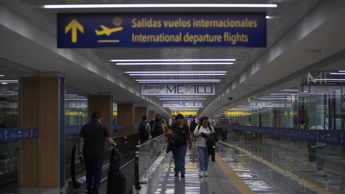 México cede slots a EE. UU. en el AICM tras cancelación de rutas - UnoTV