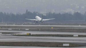 Empresarios y gobierno analizan condiciones operativas y logísticas del AIFA