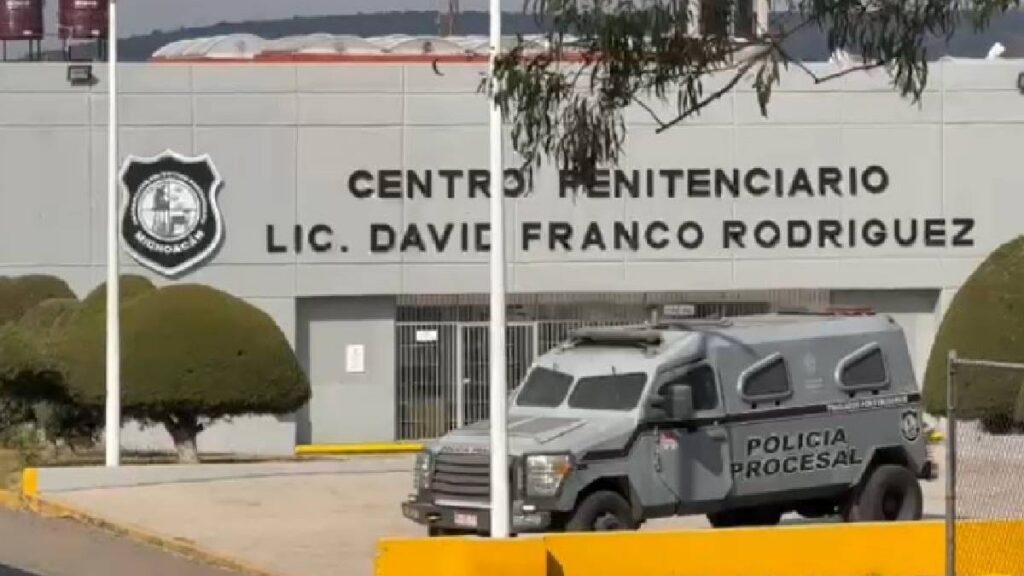 Posponen audiencia de “El Licenciado” en Michoacán; esperan sumar a 7 escoltas del alcalde Manzo señalados por comisión por omisión.