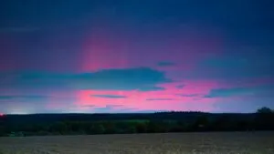 Impactan auroras boreales en México: ¿por qué se iluminó el cielo, según la UNAM?