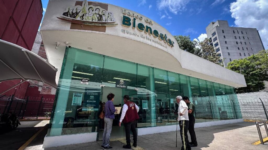 Consulta si ya recibiste tu pago de la Pensión Bienestar noviembre-diciembre 2025 con la app del Banco del Bienestar. Aquí te explicamos cómo.