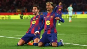 Barcelona regresa al Camp Nou con triunfo por goleada
