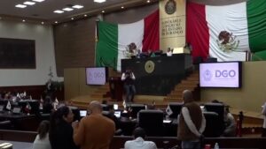 Durango impulsa la “Ley Nicole” para castigar cirugías estéticas en menores