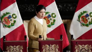 Perú rompe relaciones diplomáticas con México por asilo a ex primera ministra Betssy Chávez