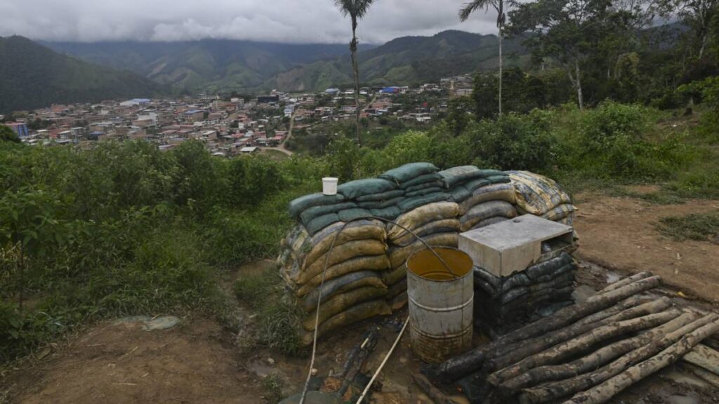 Bombardeo en Colombia deja 6 menores muertos