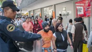 Desde hoy, 16 mil policías vigilarán comercios en CDMX por el Buen Fin
