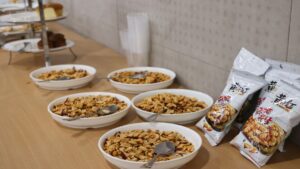 Cacahuates contienen más sodio del que declaran, alerta Profeco