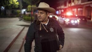 Sheinbaum evita hablar del asesinato de Carlos Manzo en la mañanera