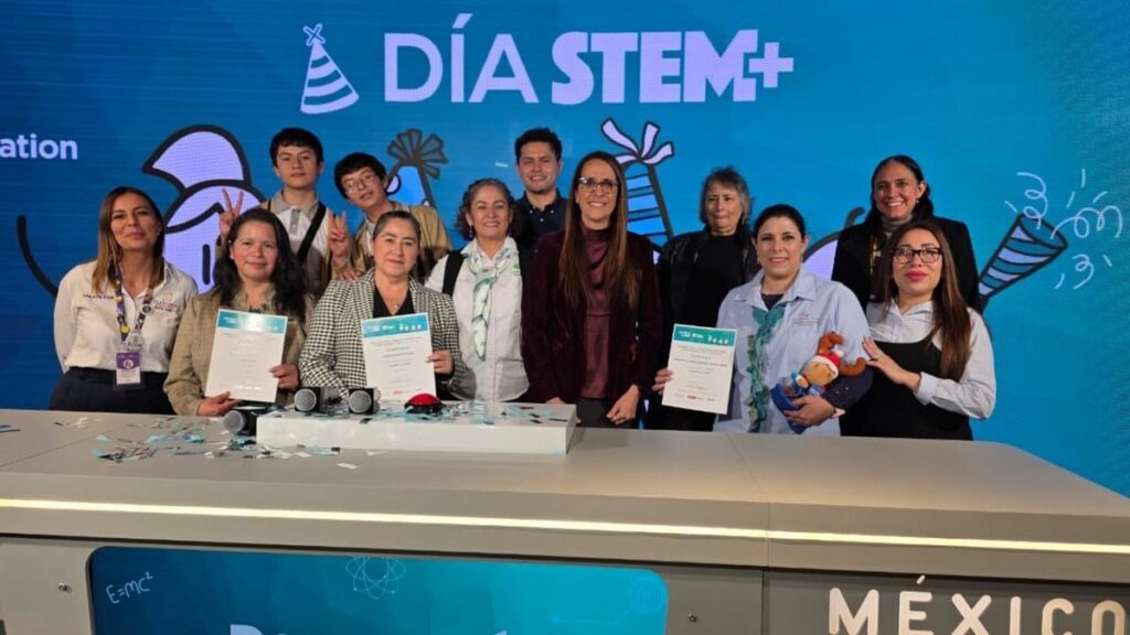 Estudiantes mexicanos formaron parte de "Celebra STEM"