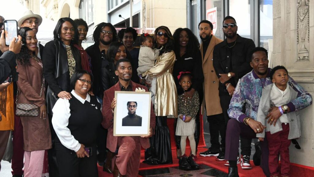 Chadwick Boseman Estrella