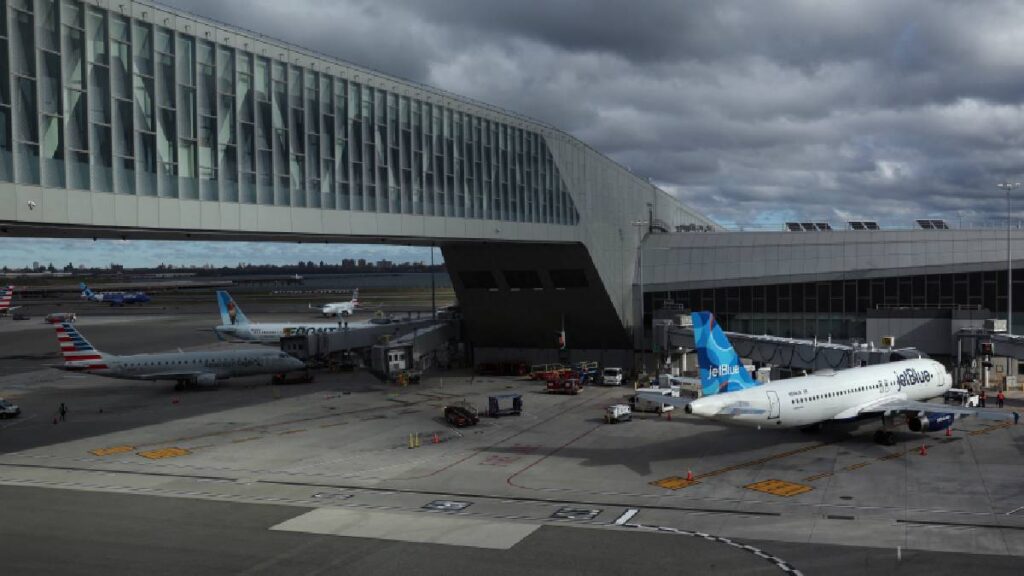 Aviones colisionan en Nueva York