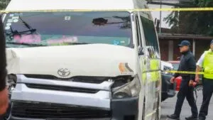 Balean a chofer de transporte en la México-Pachuca