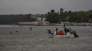 Desaparecen 2 embarcaciones con ayuda humanitaria rumbo a Cuba; Marina las busca