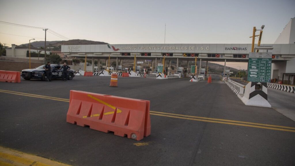 Cierre Autopista Tijuana Enseada