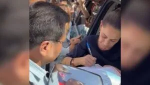 CNTE detiene camioneta de Claudia Sheinbaum en Chiapas