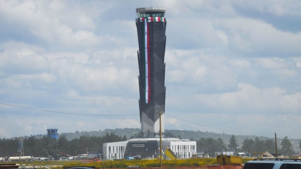 Controladores aéreos preparan protesta para el 3 de diciembre