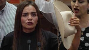 Emotivas y poderosas: las 10 frases más contundentes de Grecia Quiroz, viuda de Carlos Manzo