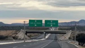 Abandonan cadáveres en carretera de Paso Blanco en San Luis Potosí