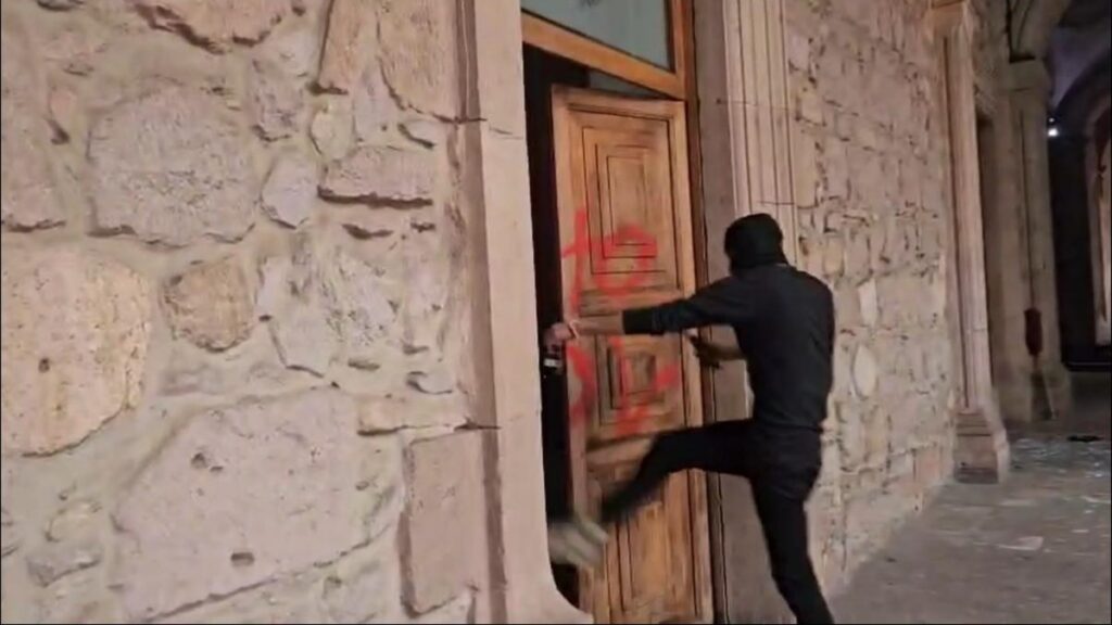 Manifestación en Morelia por muerte de Carlos Manzo, alcalde de Uruapan