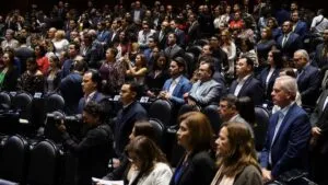 Diputados aprueban ley contra extorsión; habrá sanciones de hasta 42 años