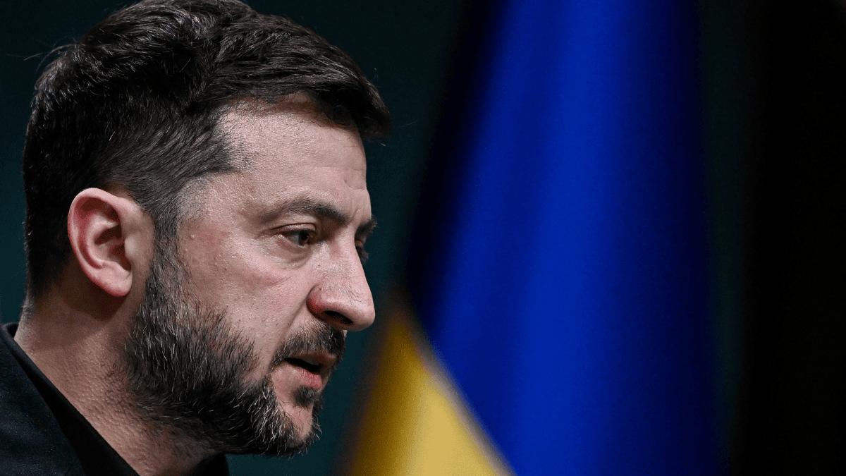 Zelenski acusa a Rusia de atacar planta energética tras anuncio de cese al fuego de Trump