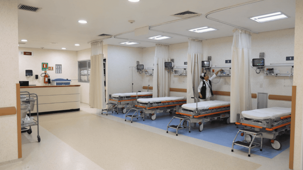 Presupuesto en salud aumenta para 2026; oposición critica distribución de recursos