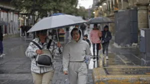 Frente 18 mantendrá el frío, lluvias fuertes y viento este jueves en el país
