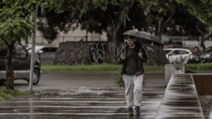 Llegada de frente frío 15 traerá lluvias este martes en gran parte del país