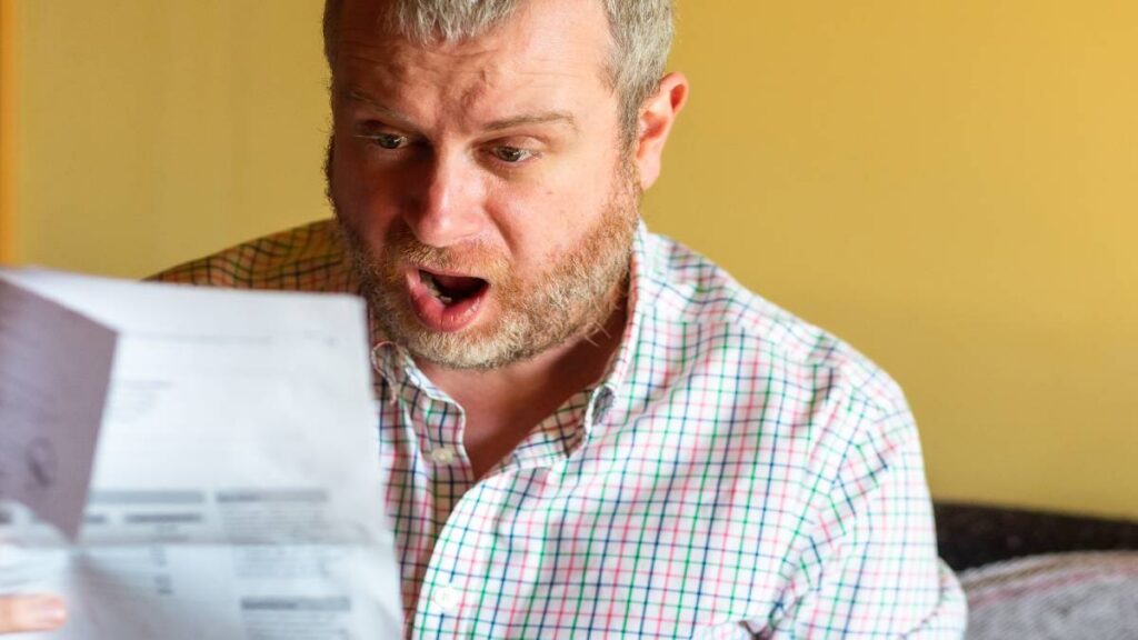 ¿Los tienes? 8 electrodomésticos que más gastan luz y cómo identificarlos fácilmente