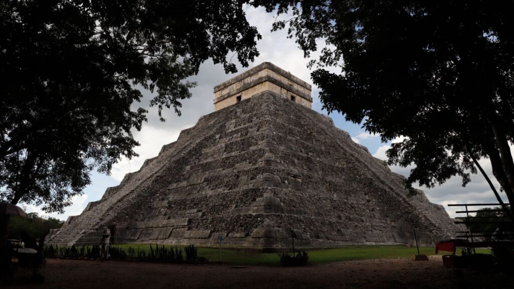 Estalagmita revela cómo la sequía cambió la historia de los mayas