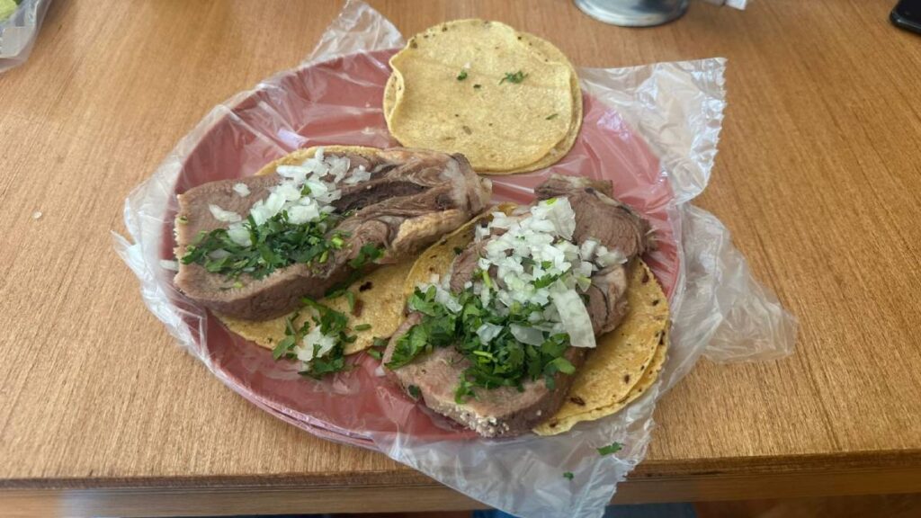“Viernes Garnachero”: los famosos tacos de lengua de la Venustiano Carranza