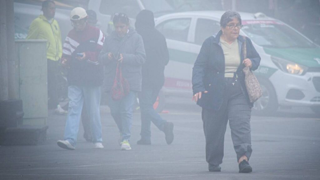 El frente frío 14 afecta hoy al noroeste; el frente 15 llegará el lunes con más frío, lluvias y vientos fuertes.