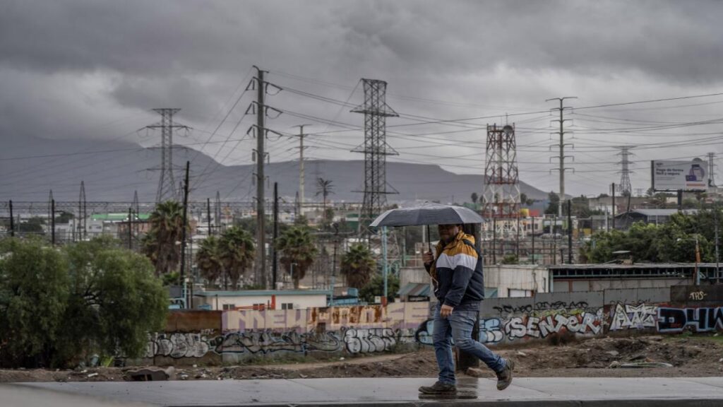 Frente frío 16 impactará a 18 estados; causará frío, lluvias y nevadas