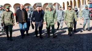 Harfuch y Sedena recorren calles de Uruapan tras muerte de Carlos Manzo