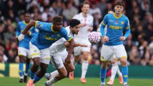 El Fulham de Raúl Jiménez golea a los Wolves