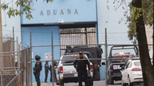 Llevan al Reclusorio Norte a presunto acosador de Sheinbaum